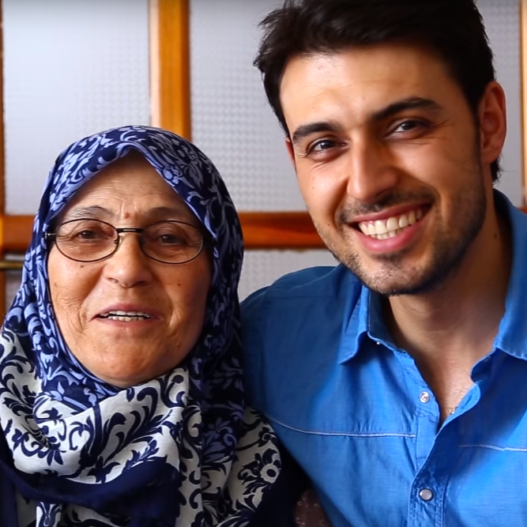 Mehmet ve anneannesine giden BlaBlaCar yolculuğu